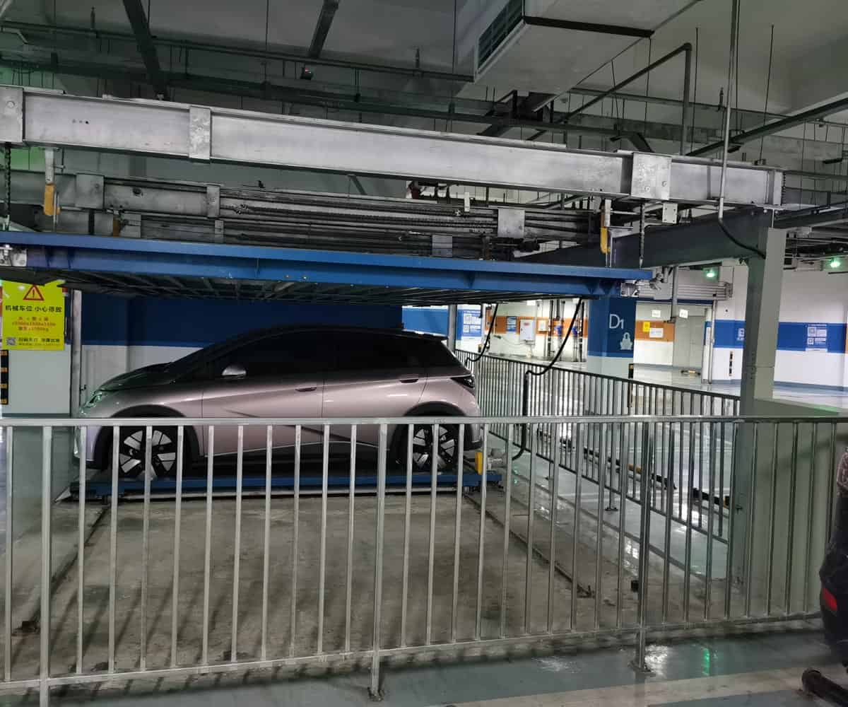 兩層升降橫移停車庫